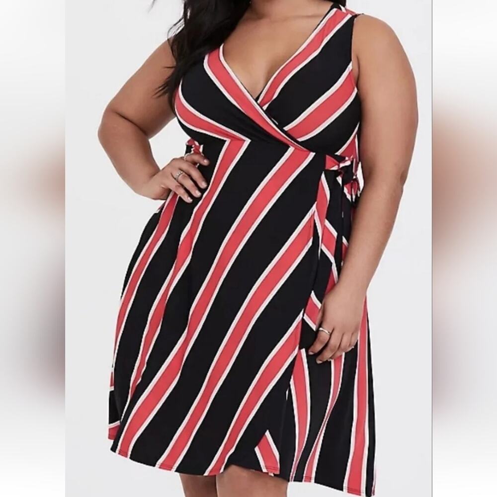 TORRID striped faux wrap tie waist dress plus size 4 4X